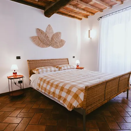 Al Borgo 153 公寓
